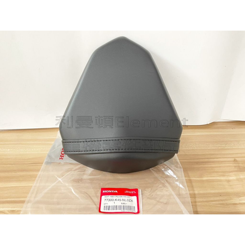 tw-11134207-7qukw-li8cuaskmzia12