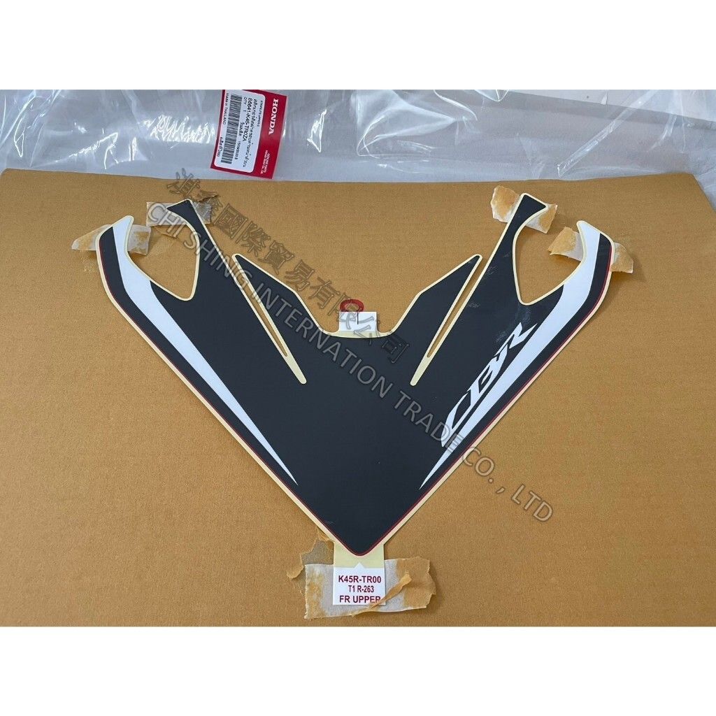 tw-11134207-7r98p-ltn9s61kemwfc1