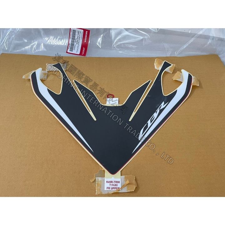 tw-11134207-7r98p-ltn9s61kemwfc1