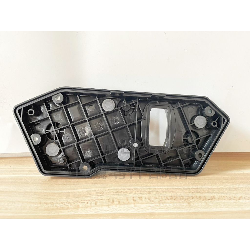 tw-11134207-7qukw-ljwab2xpr23154