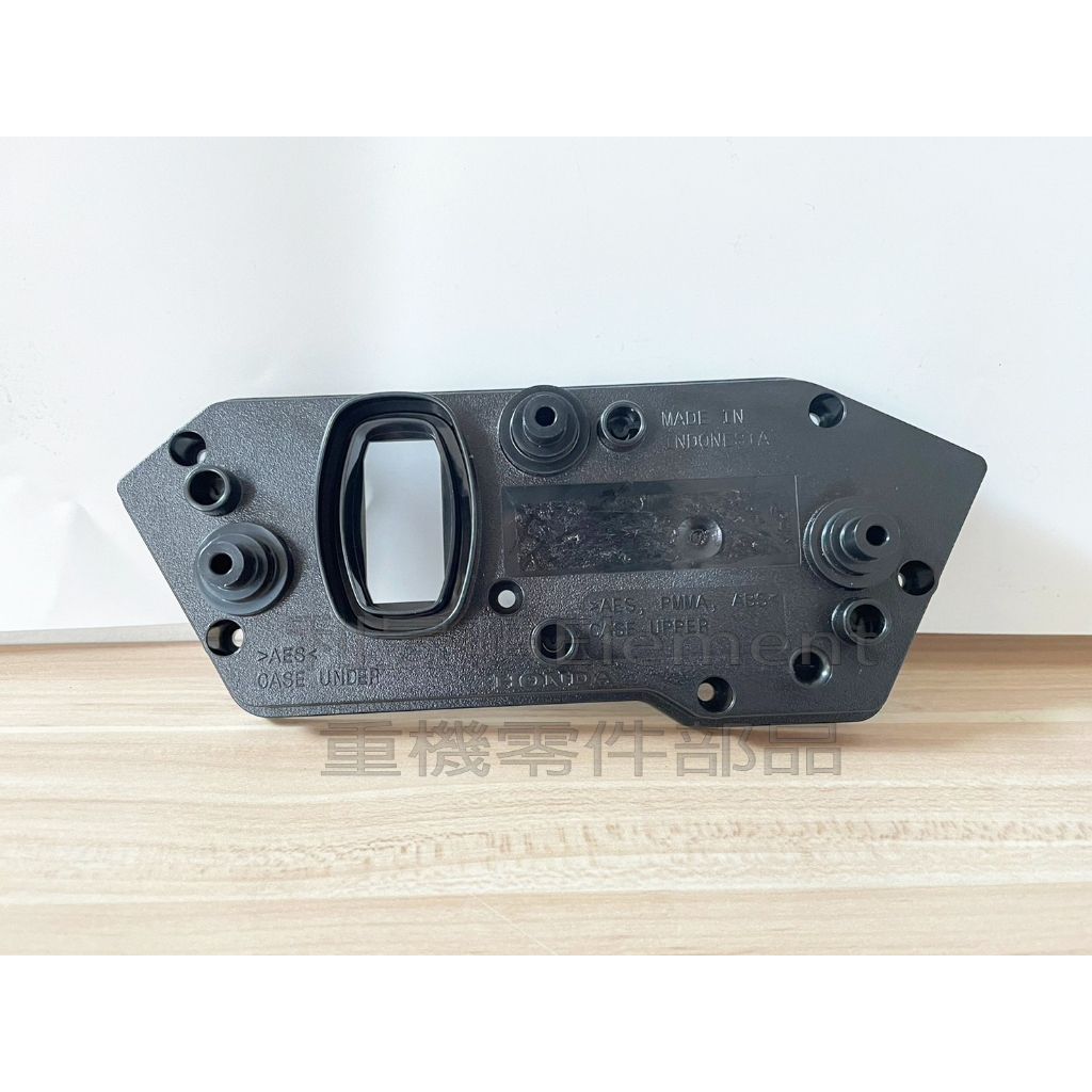 tw-11134207-7qul5-ljwab2xpsgnh0b