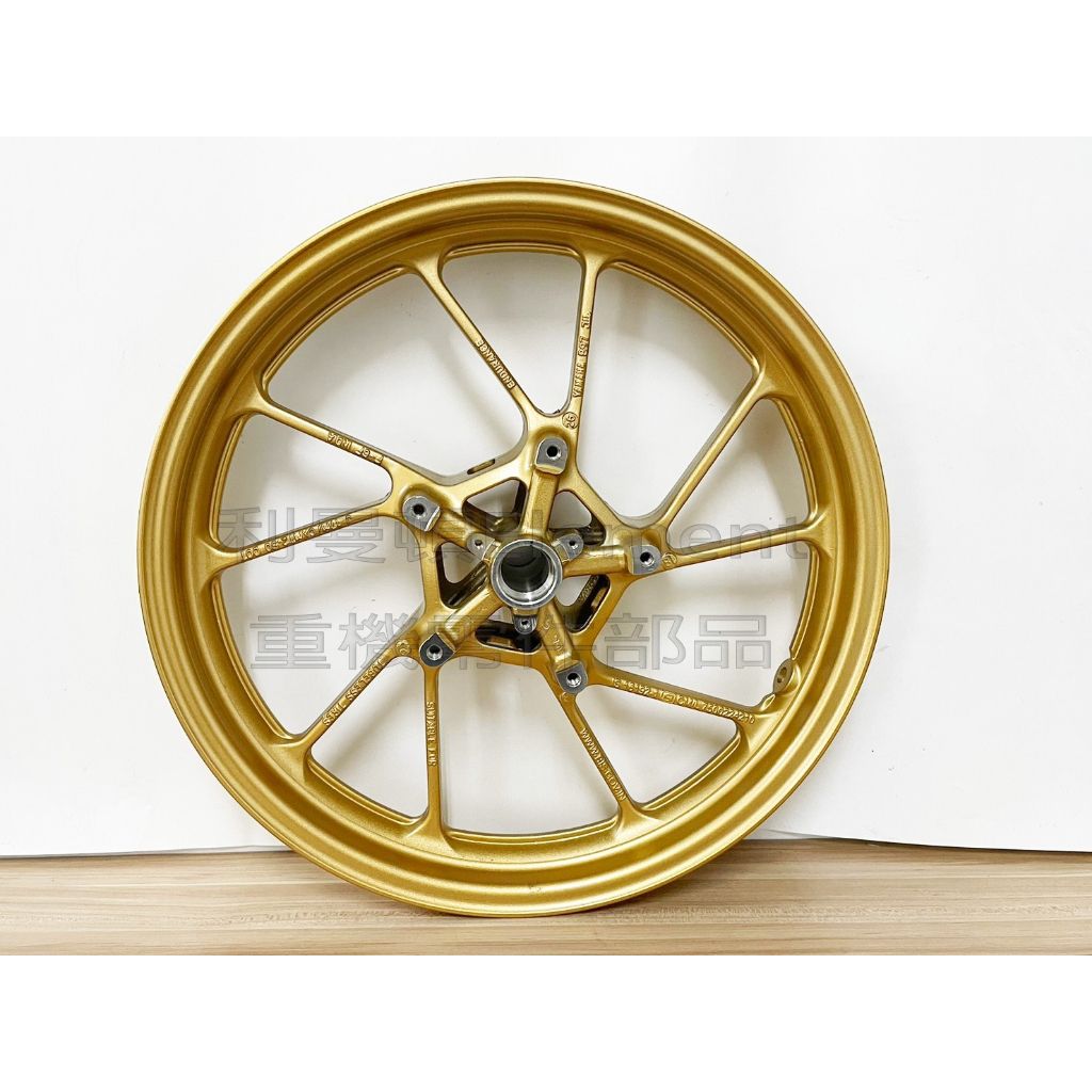 tw-11134207-7qul2-livasj02onyaff