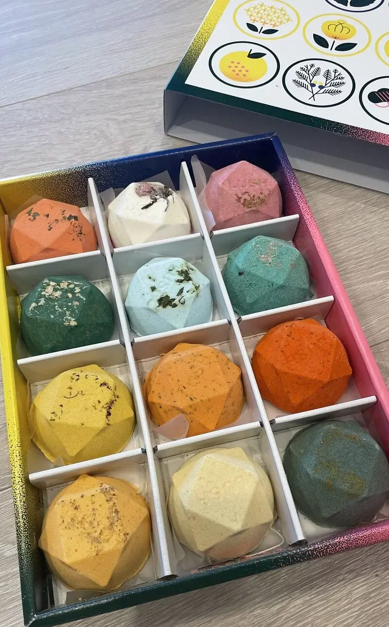800x (4)