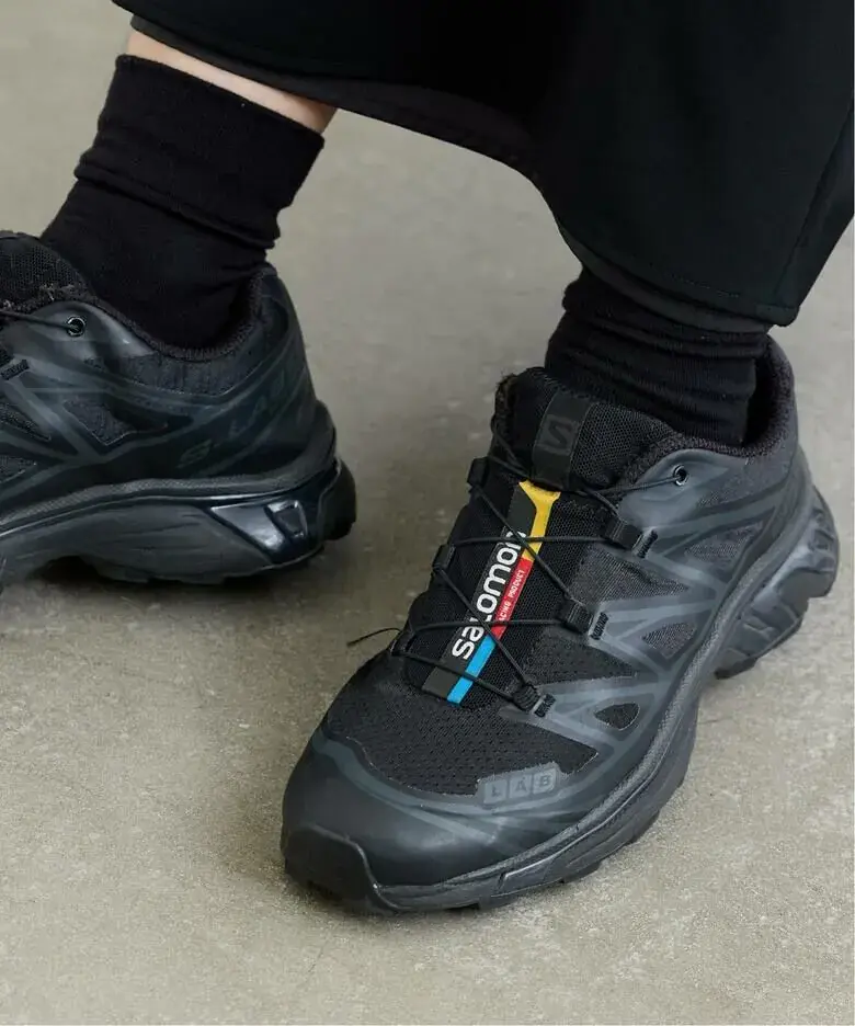 900x (1)