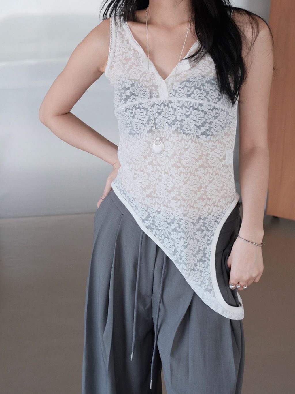 tw-11134207-820la-mt482p3kag3obb
