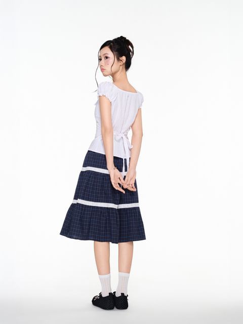 Audrey-Shirt-Ao-kieu-co-be-cuc-tim-buoc-no-lung-1