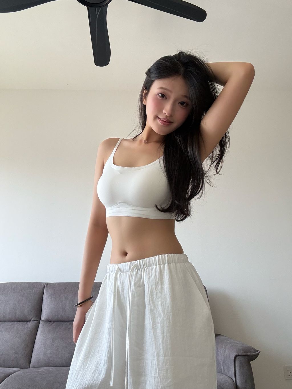 (白)大U无痕美背bratop 3