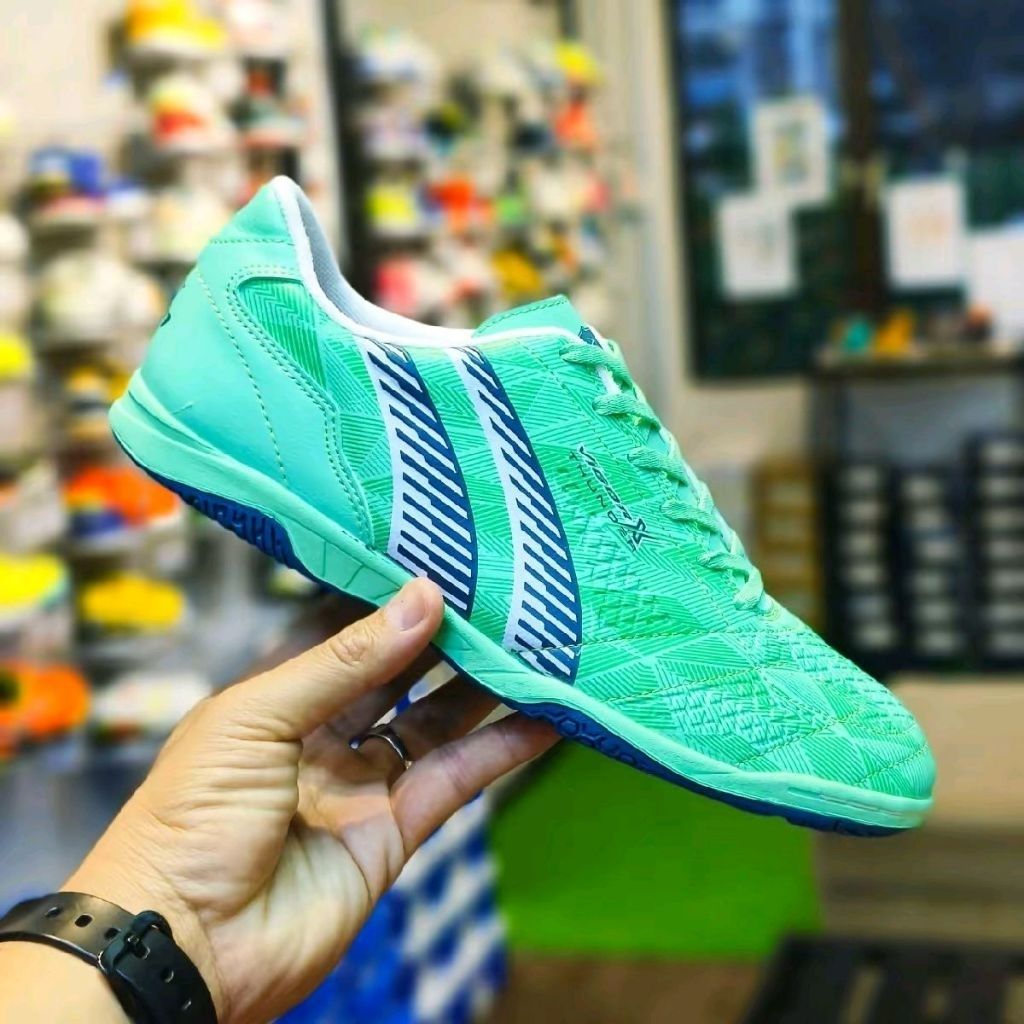 my-11134207-820lf-mnm66heok8hw6a