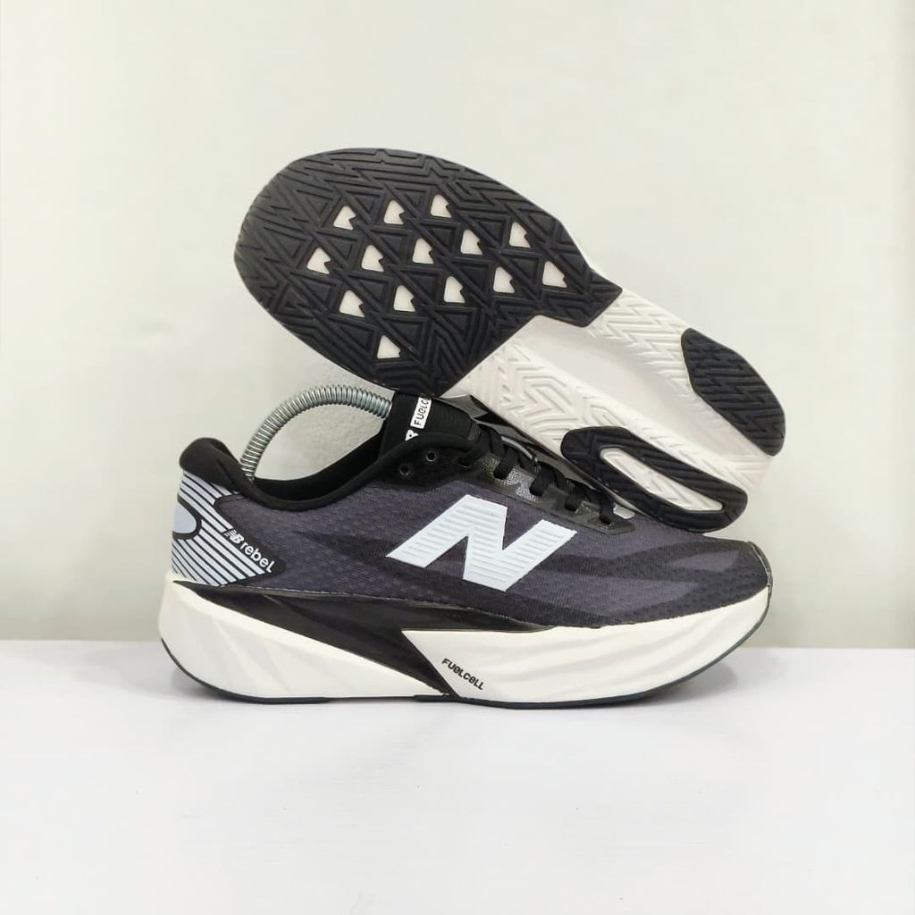 NB REBEL V5 BLACK