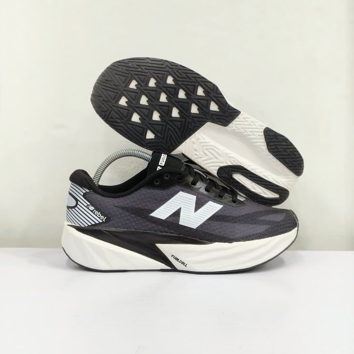 NB REBEL V5 BLACK