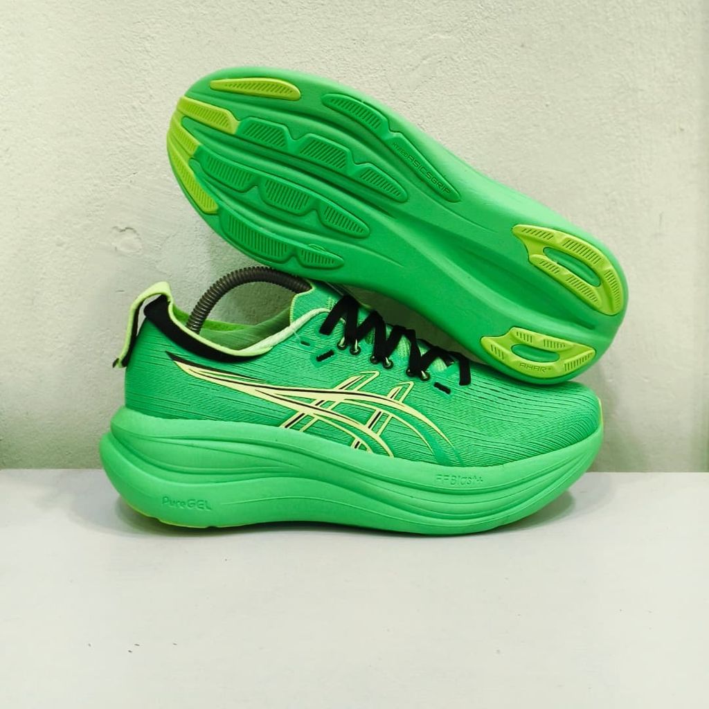 NIMBUS 28 GREEN