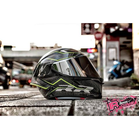 tw-11134207-7r98p-lzbu4n61crvid1