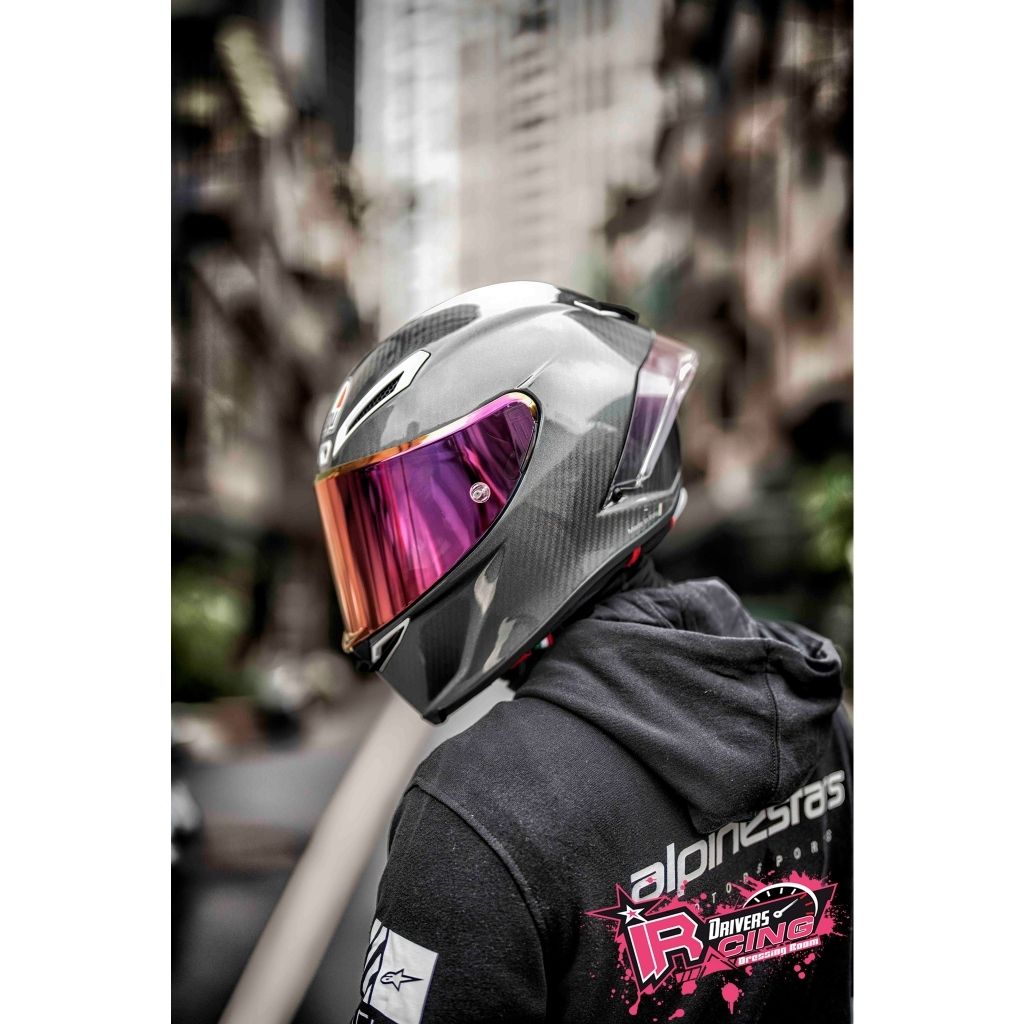 tw-11134207-7r990-ls2rnr6b85xk7a
