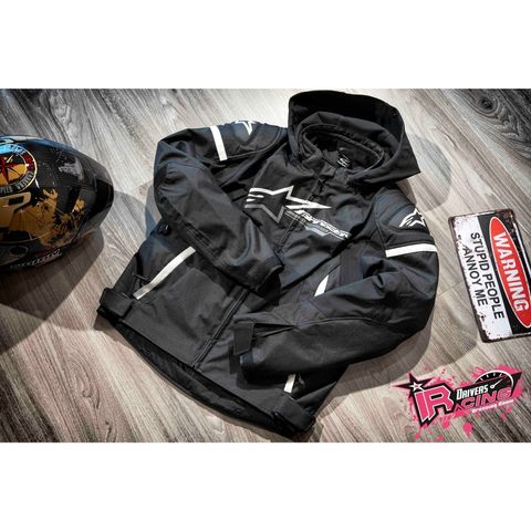 tw-11134207-7rbk0-m73lm6750p5u40