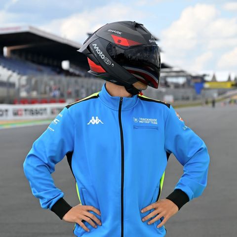 imgi_135_HE6905EKAR_SHARK-HELMETS-SKWAL-JET-CUP-MOTOGP-MAT_ls_01