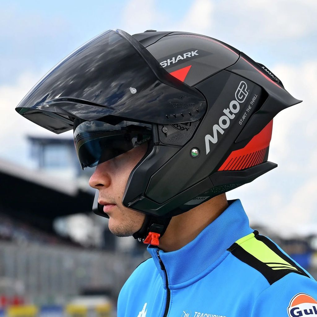 imgi_145_HE6905EKAR_SHARK-HELMETS-SKWAL-JET-CUP-MOTOGP-MAT_ls_02