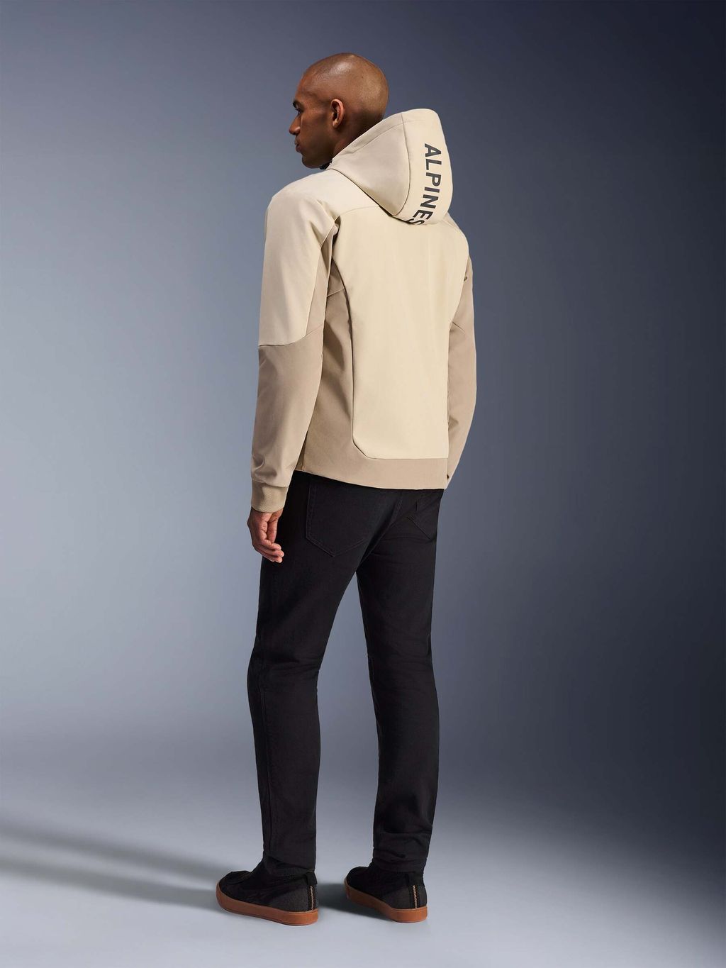 4202624_8061_RADIUM_TECH_HOODIE_BS_d9df9635-203b-48a6-8eab-d42a35b0ac12