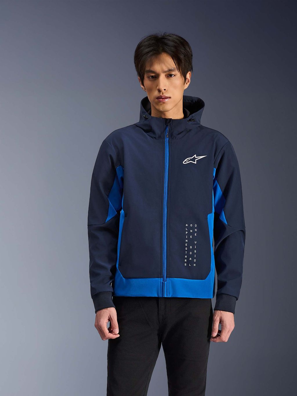 4202624_7296_RADIUM_TECH_HOODIE_FR_3X4_1b392c28-2139-42d5-931b-f4eb1b65052a