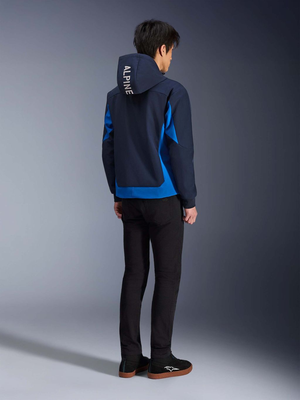 4202624_7296_RADIUM_TECH_HOODIE_BS_659cab6b-8894-415d-b5ec-bba5f36abc4d