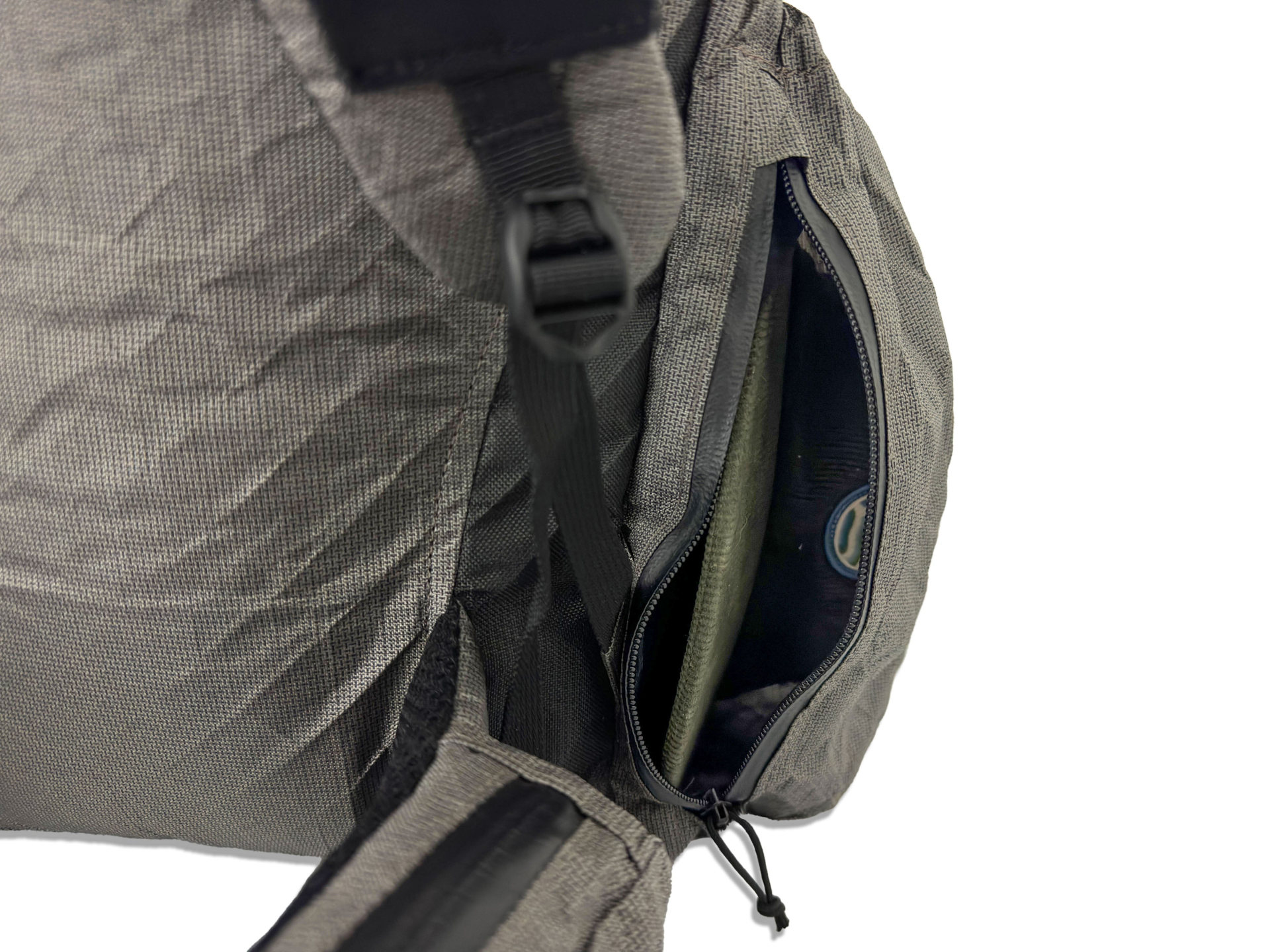 Kakwa_200X_hat_pocket_x