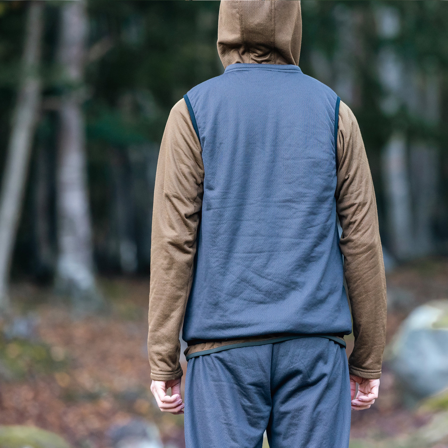 static-adrift-vest-fld2_x