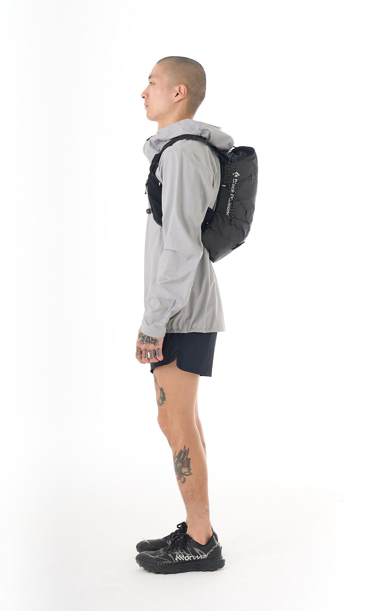681353_0002_Distance_8_Backpack_Black_110_HSRD_x
