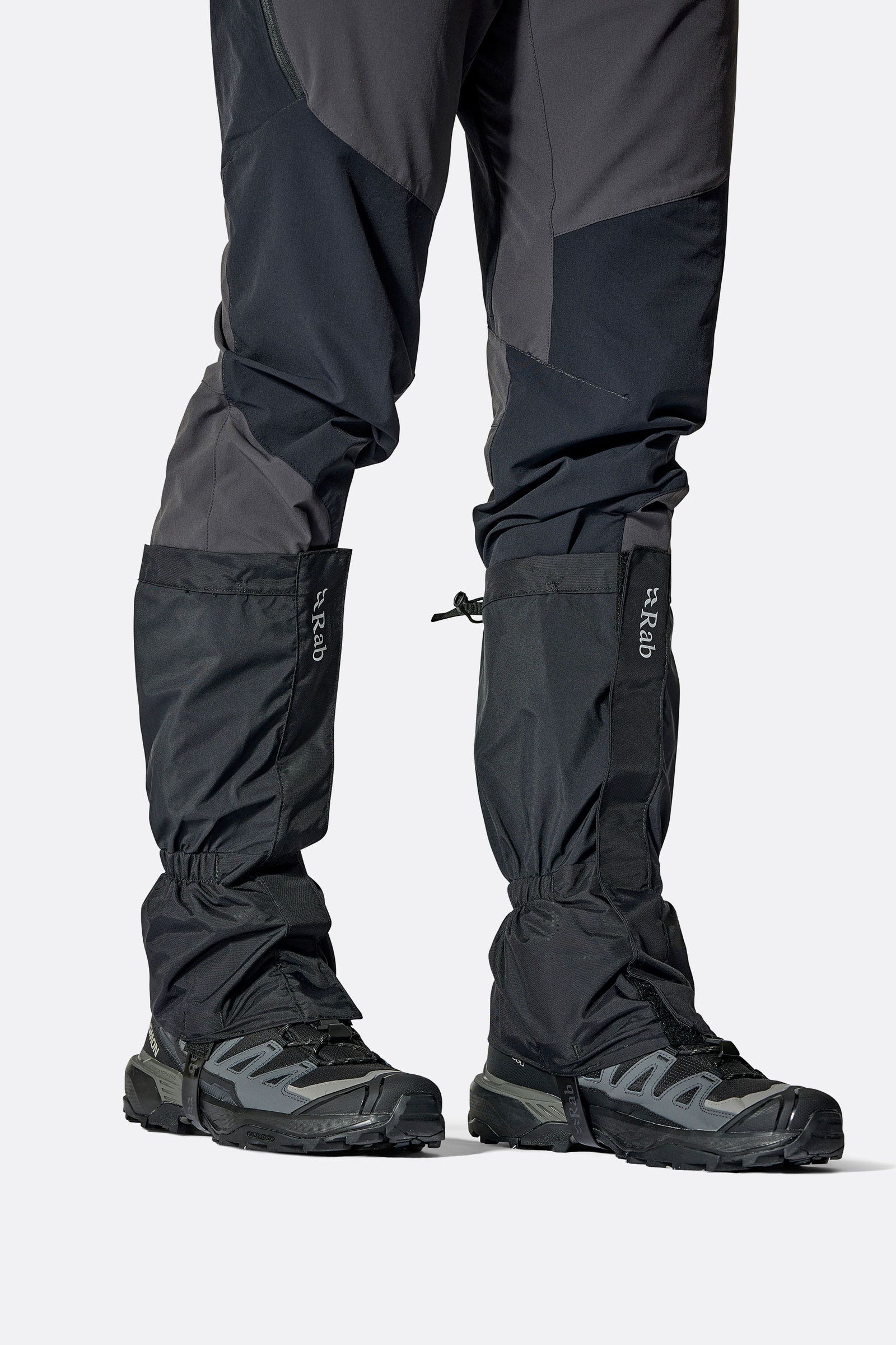 kangri_gtx_gaiter_black_qaj_42_blk_model_front