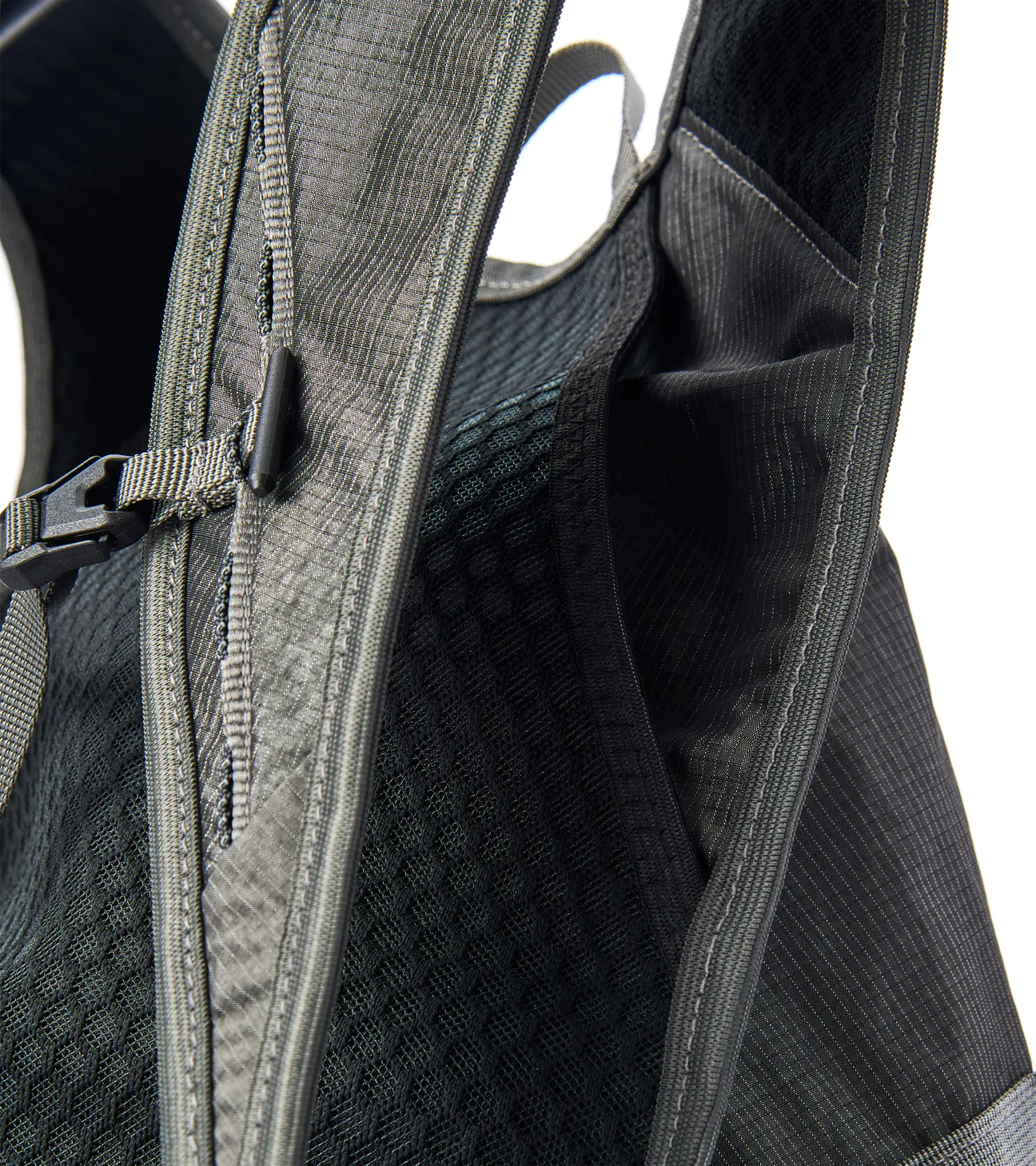 SS26-DROP14-Ecoya-GG-004_1296x
