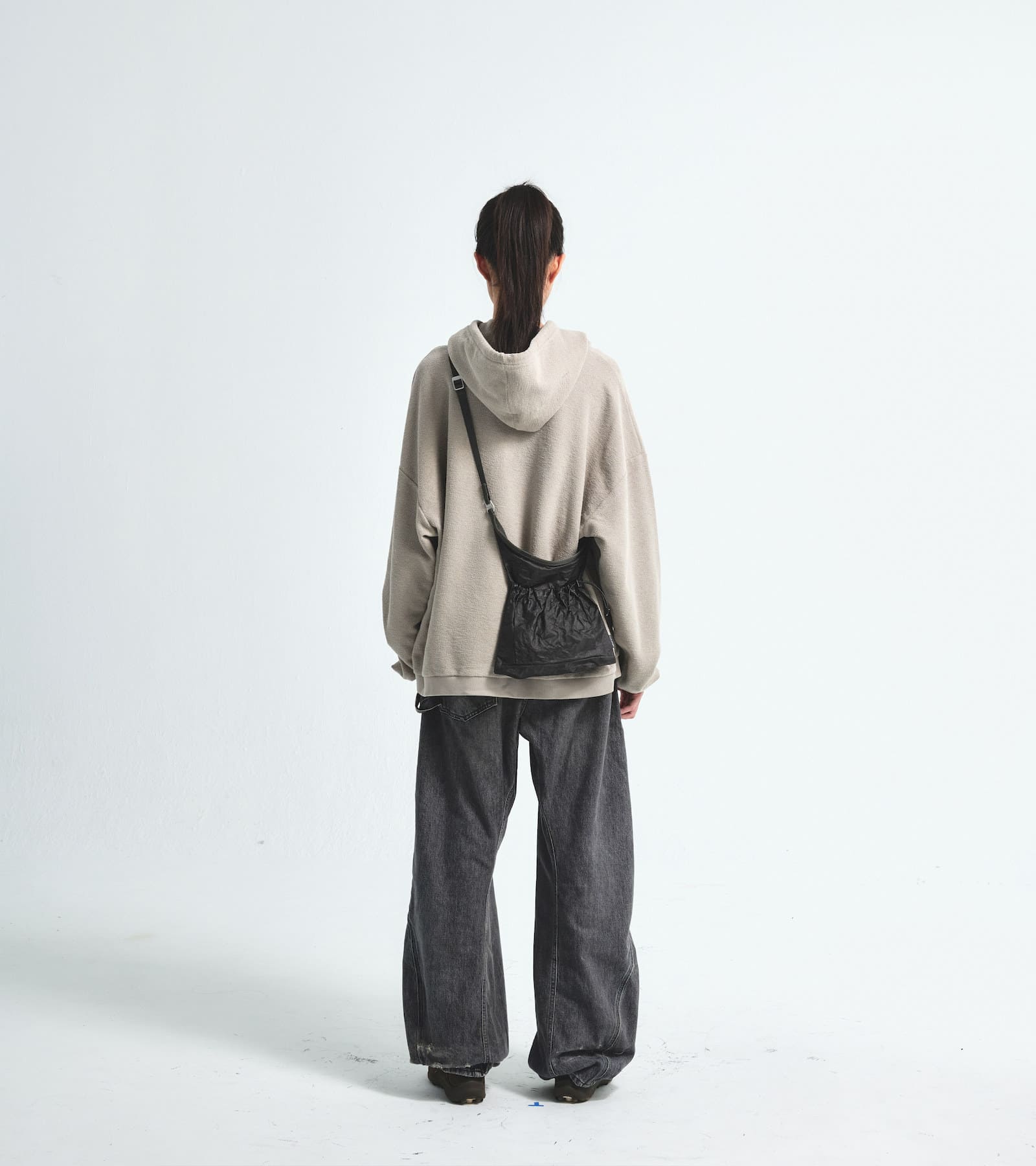 AW26 PLUTO 1L TF BK001_x