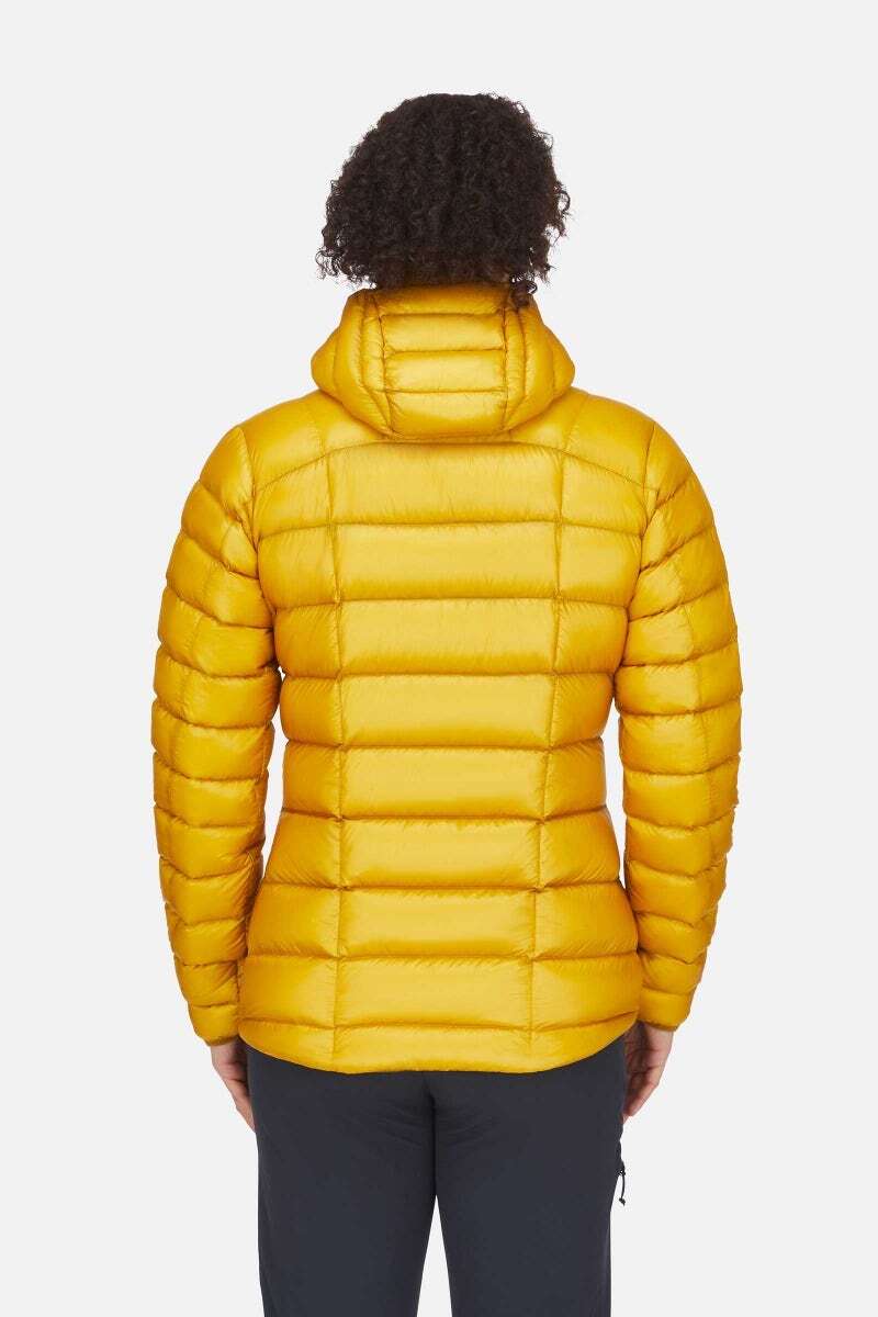 womens_mythic_alpine_jacket_sahara_qdb_46_sah_model_back