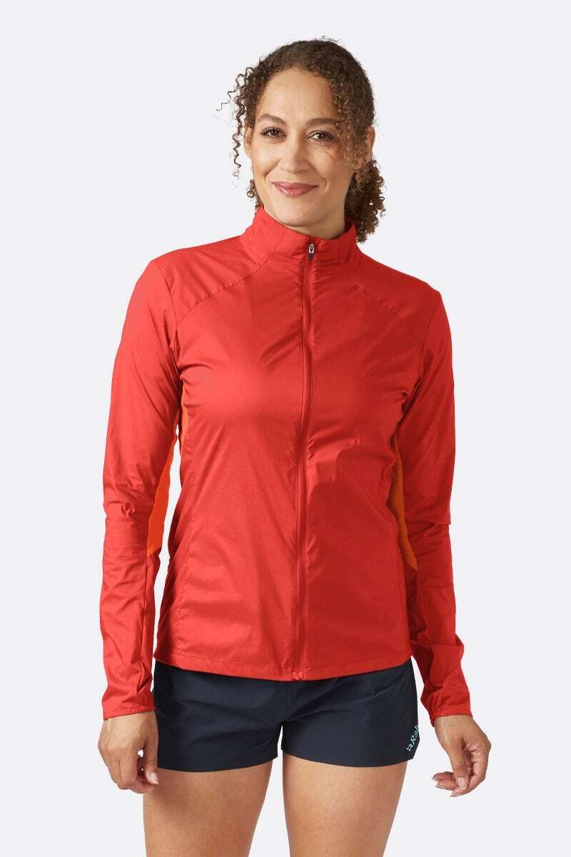 womens_windveil_jacket_tuscanred_redgrapefruit_qws_69_tgp_model_2
