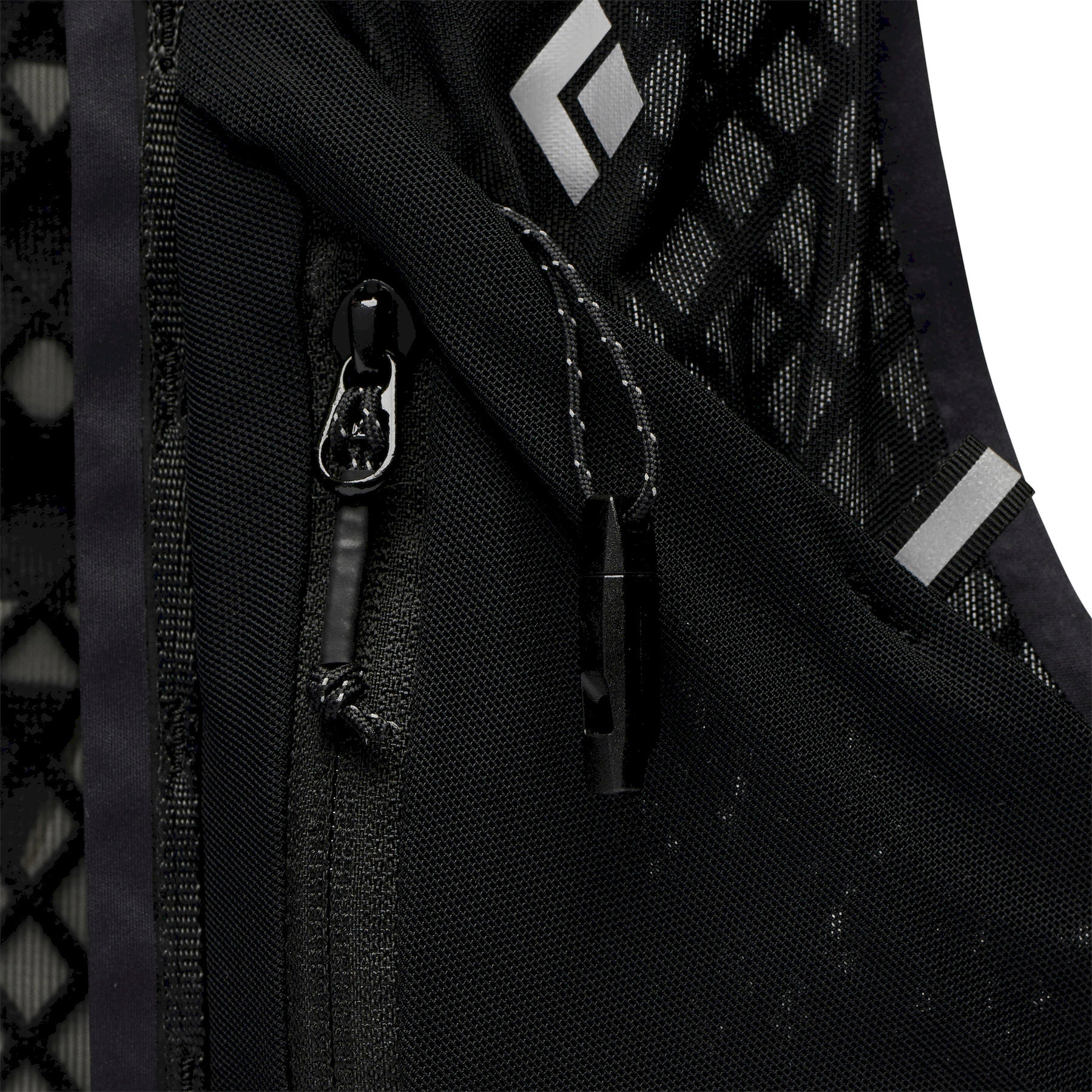 681353_1000_Distance_8_Backpack_Alloy_06_x