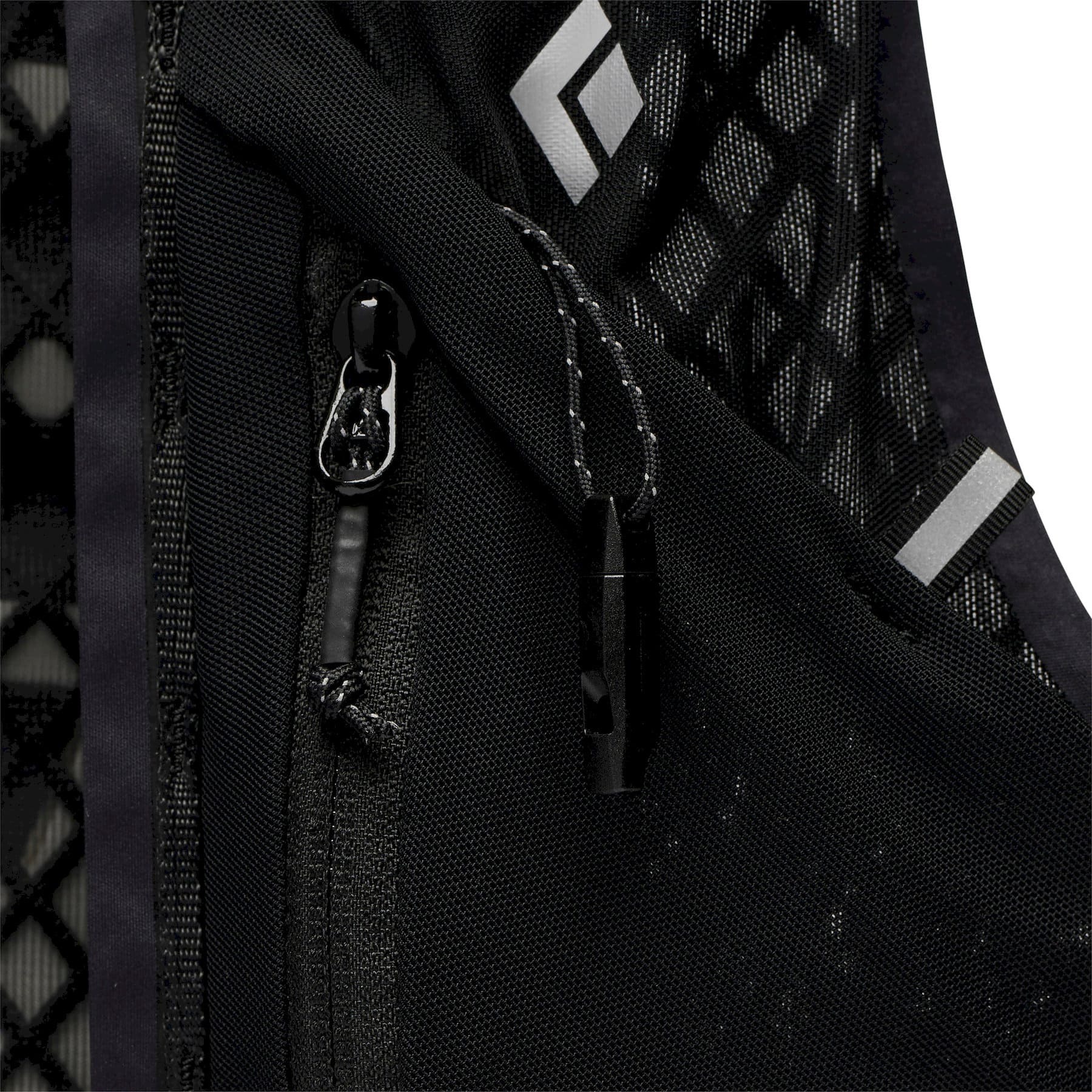 681354_0002_W_Distance_8_Backpack_Black_06_x