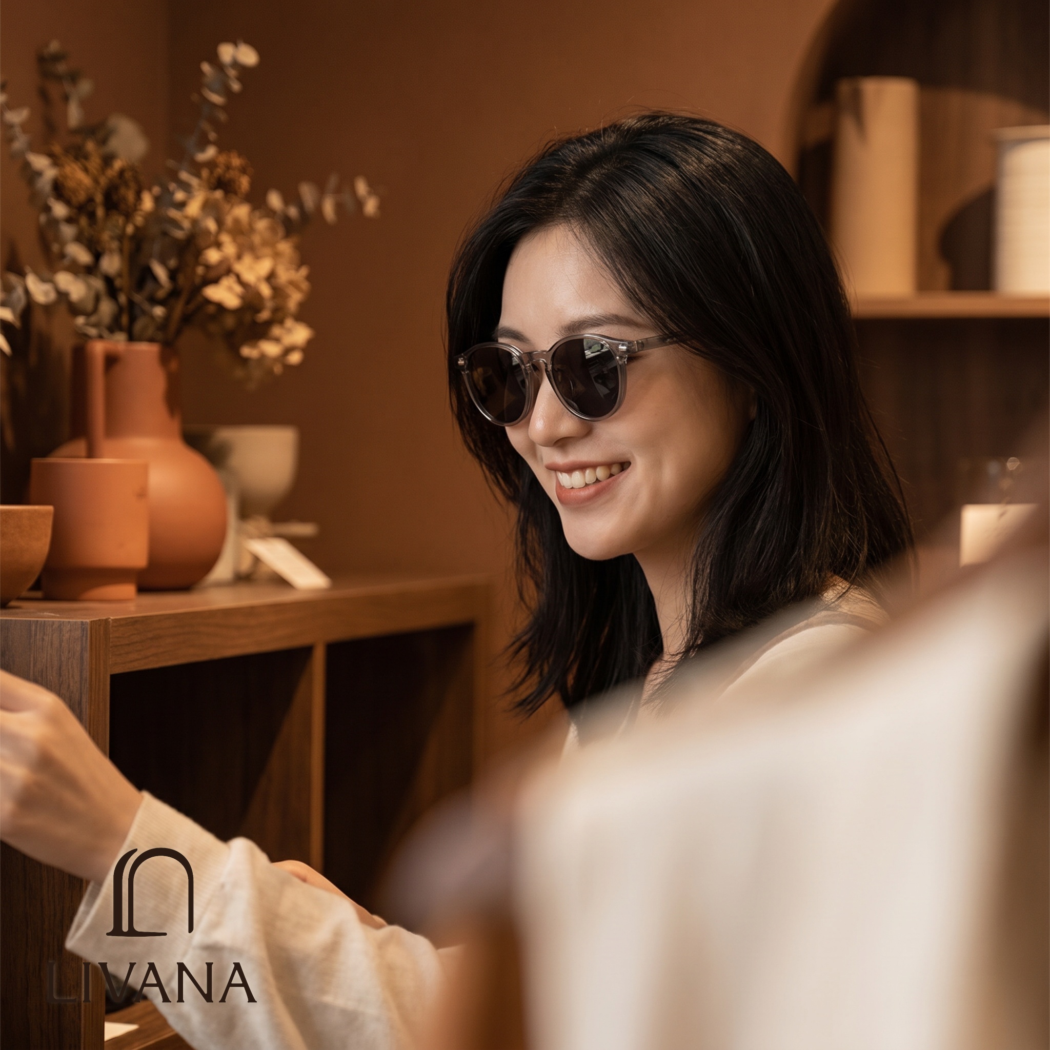 out_灰框灰片_03_選物店女