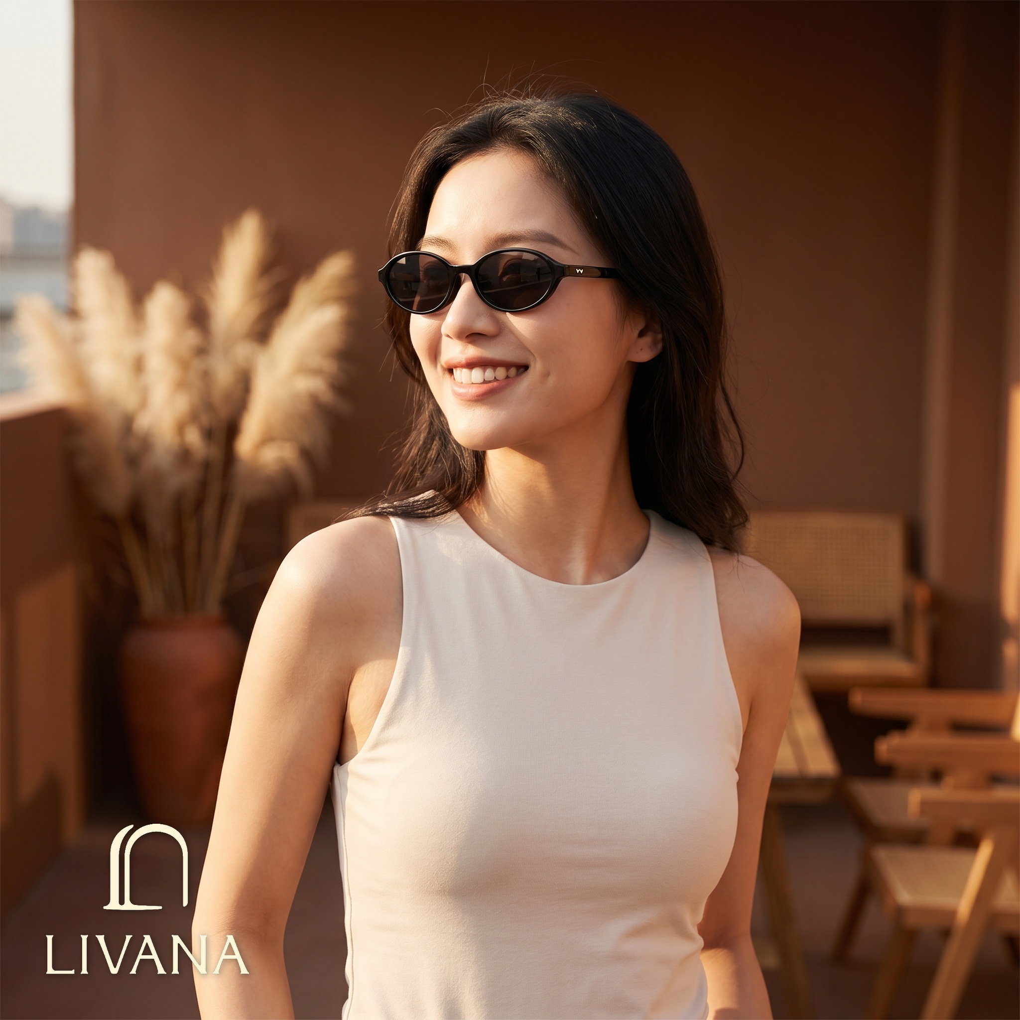 out_黑框灰片橢圓太陽眼鏡_05_戶外女