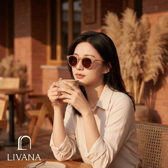 See with Ease | LIVANASIMPLE