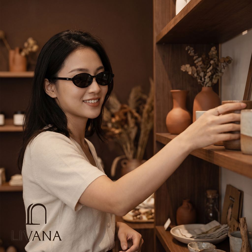 out_黑框灰片_03_選物店女