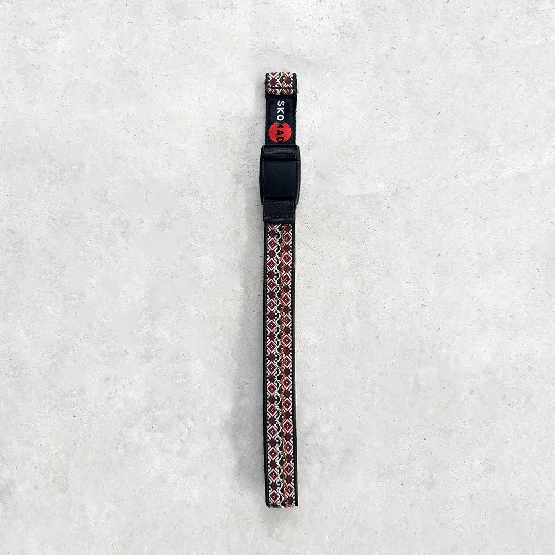 8xsz08LhOWry_BELTRED