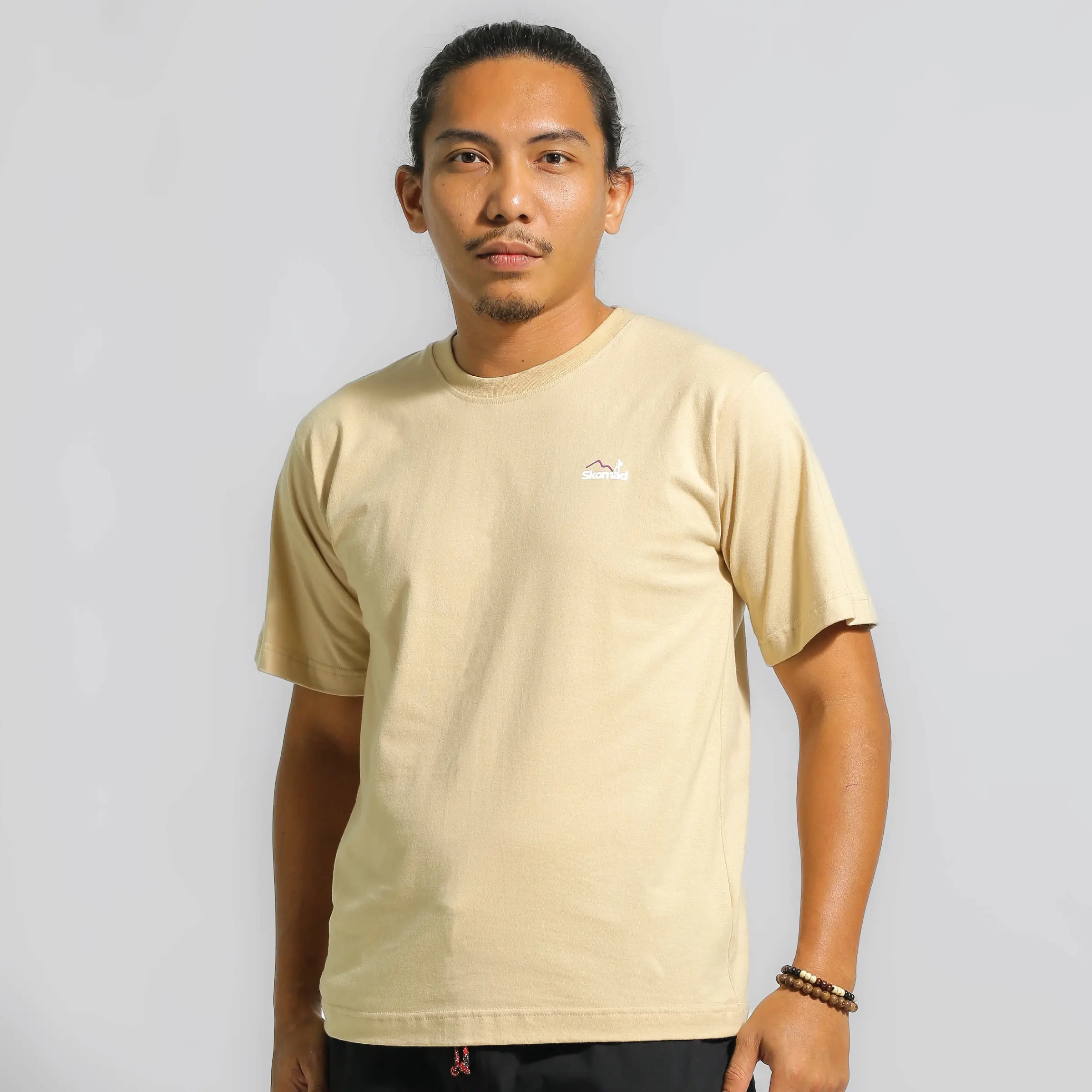 utnX52rA7Iyz_Topi-01