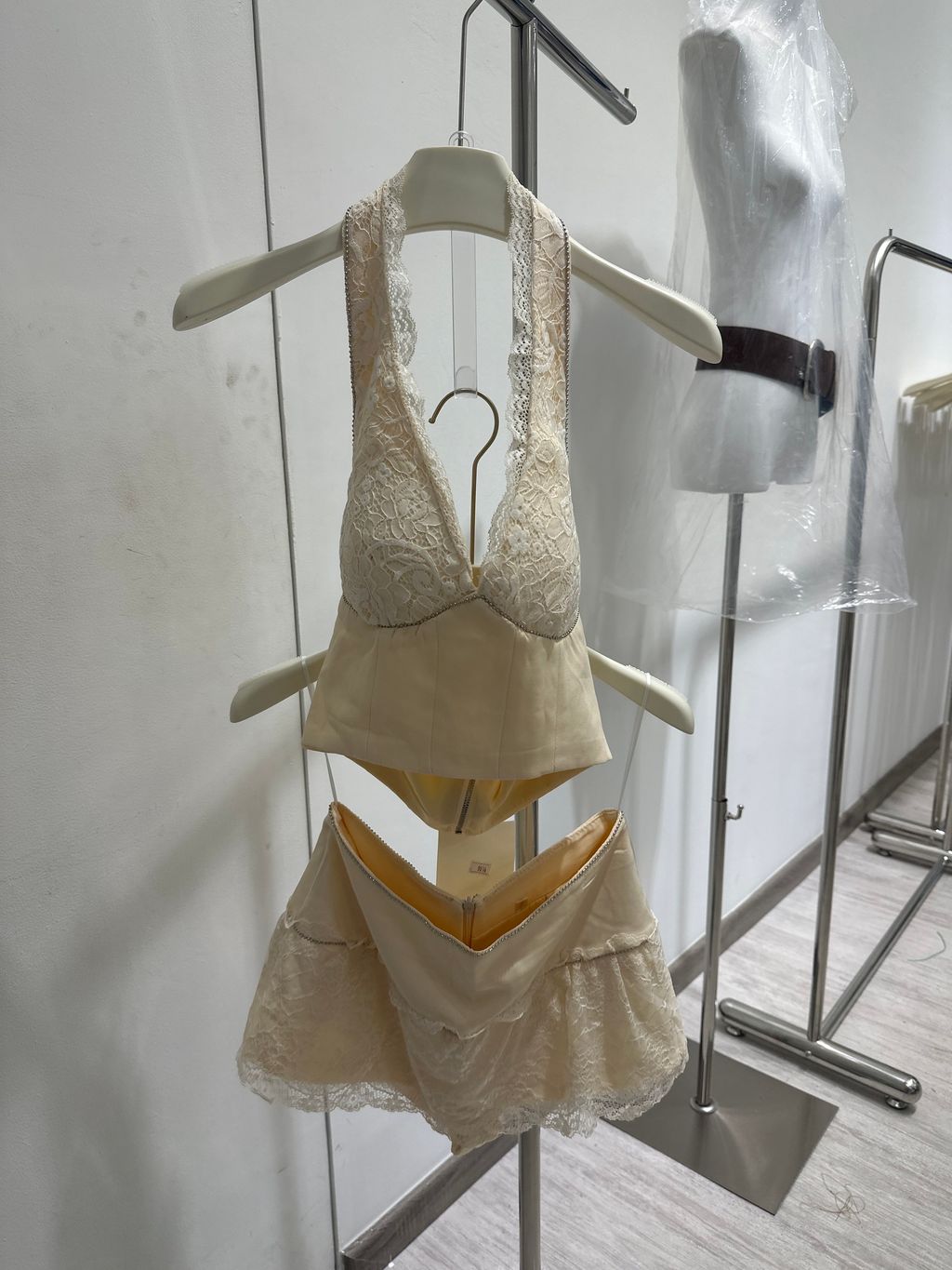 image_picker_73A21664-8B47-4DC6-9A9C-235090E1BBBD-12384-000003D38E7B3E6F