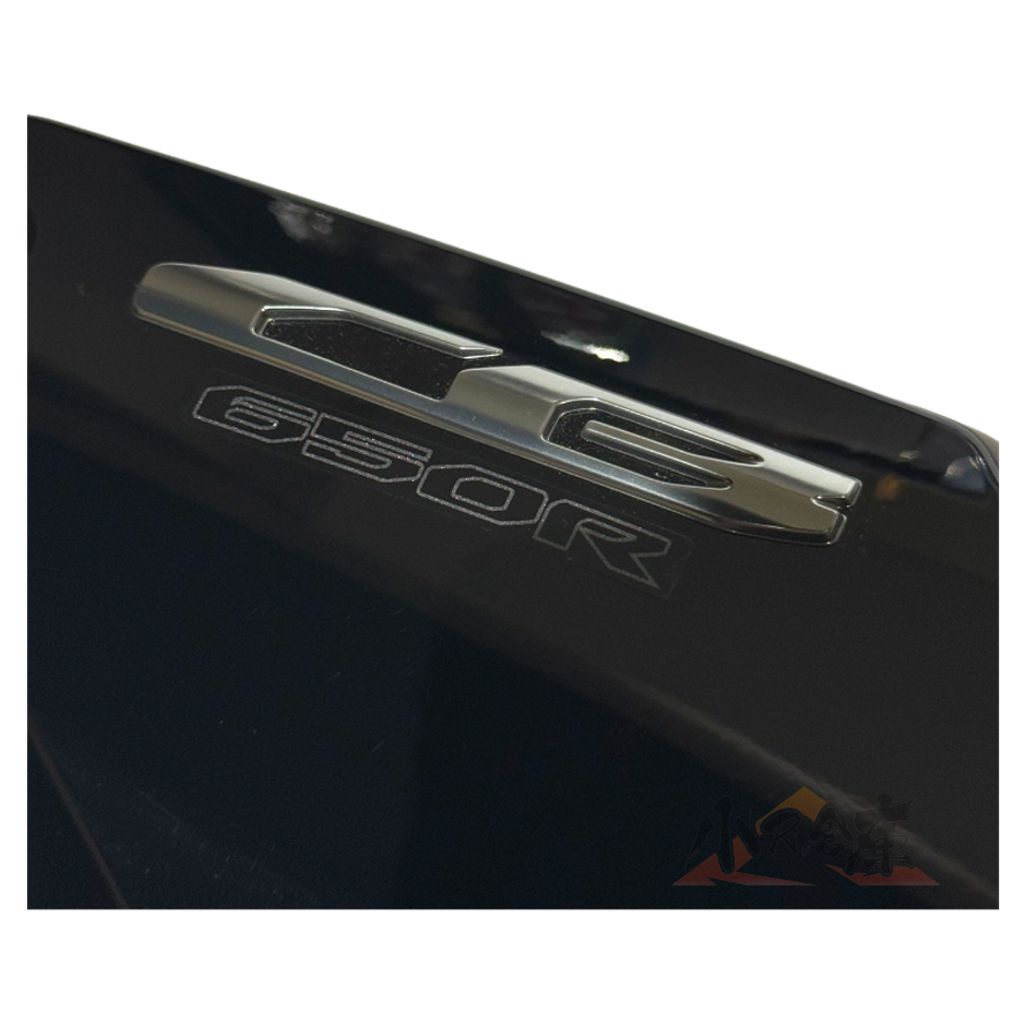 tw-11134207-820lh-ml6987qu9vyl1f