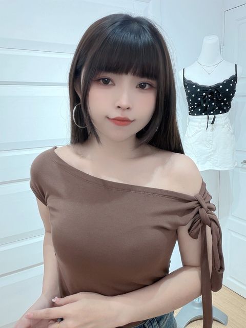 LINE_ALBUM_上衣_260608_3
