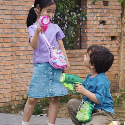 unicorn-backpack-bubble-machine-pink.jpg