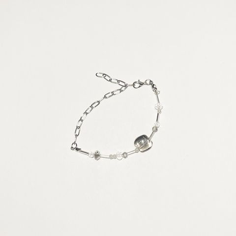 tw-11134207-7rasc-m5ut4y4de9aud1