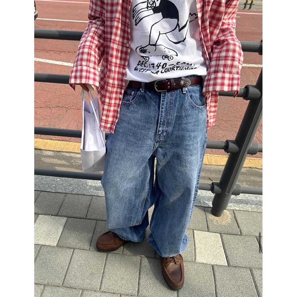 tw-11134207-81ztj-mewgdse4rev865