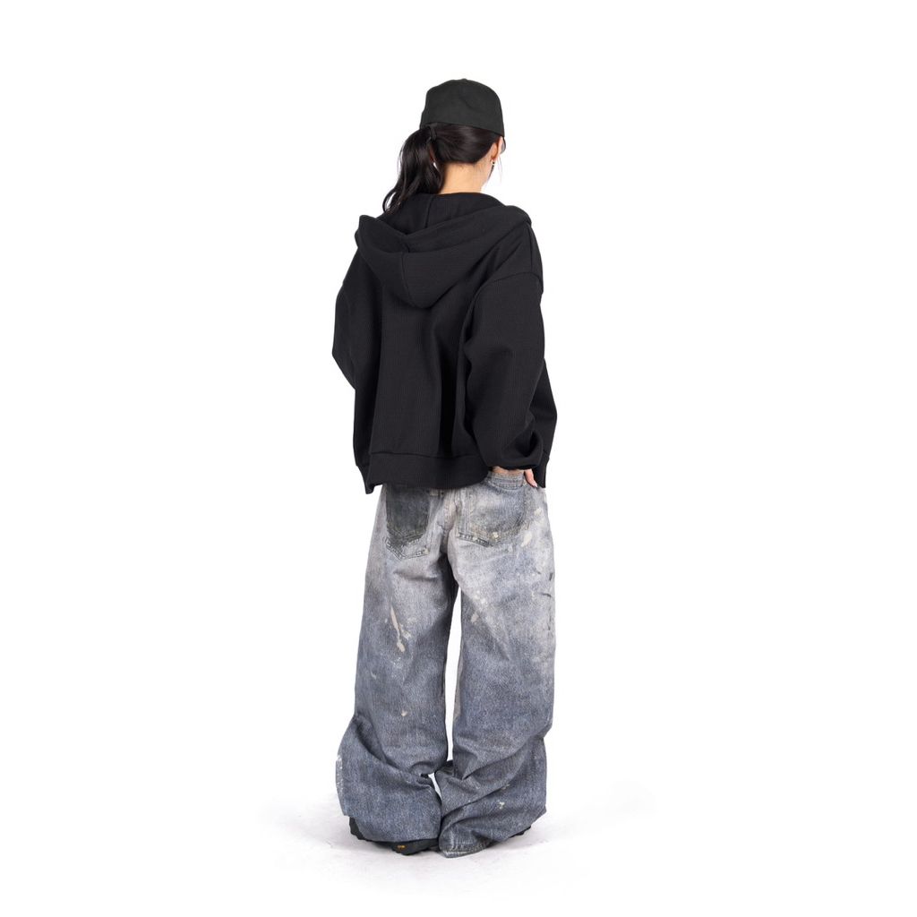 tw-11134207-81zth-mg8x5xsalpu685