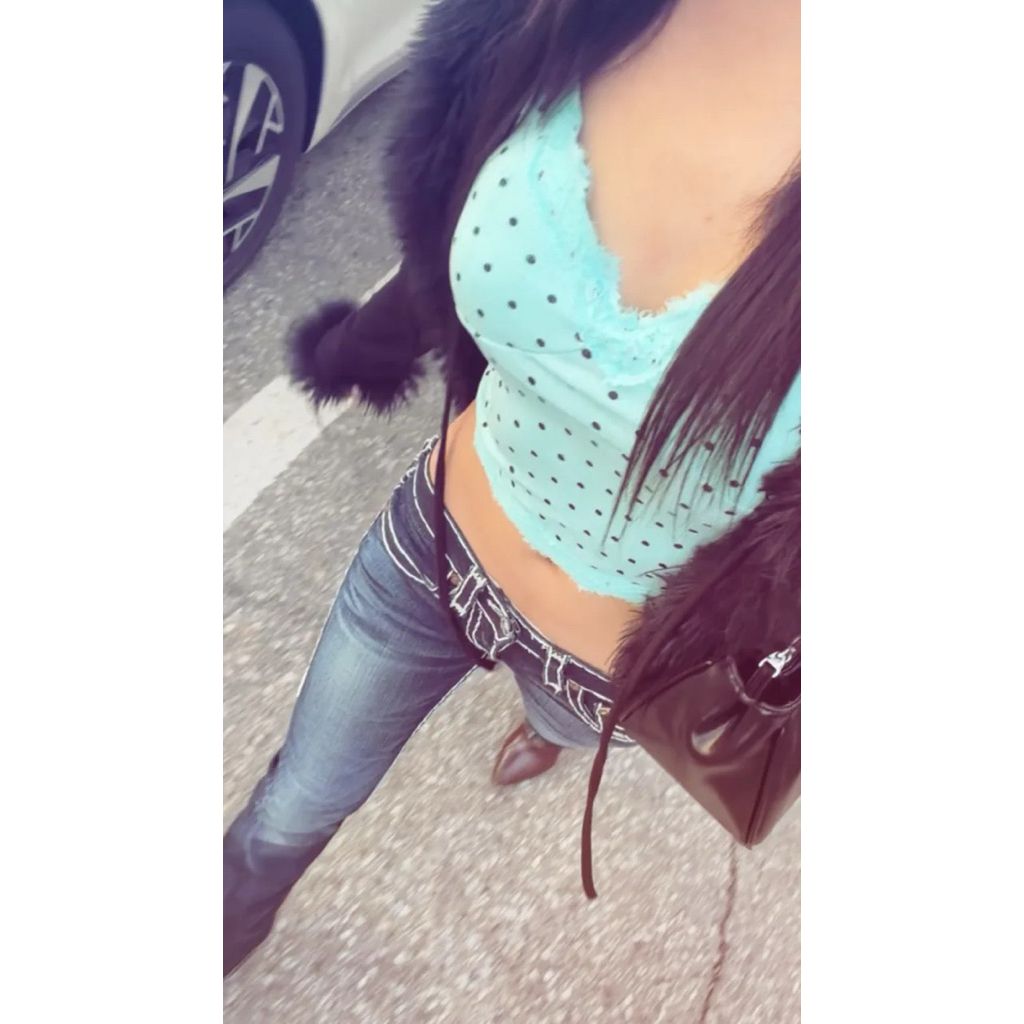 tw-11134207-820ld-mnshwj0n3aq063