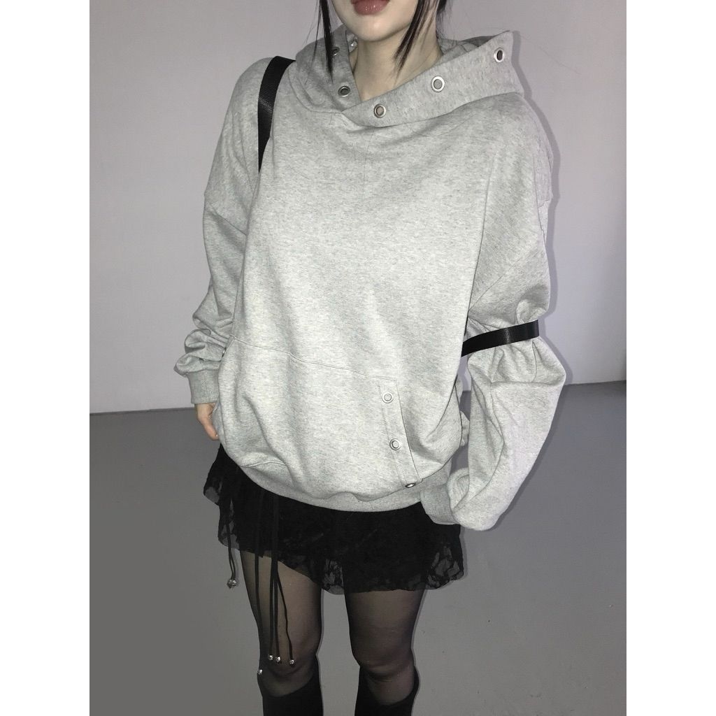 tw-11134207-81ztl-mg9c4jm5g9akf9