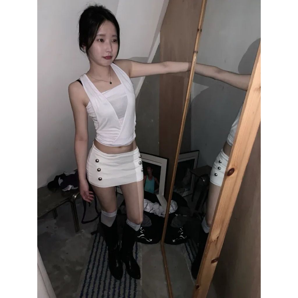 tw-11134207-820le-mom9n3zp2qkh2e