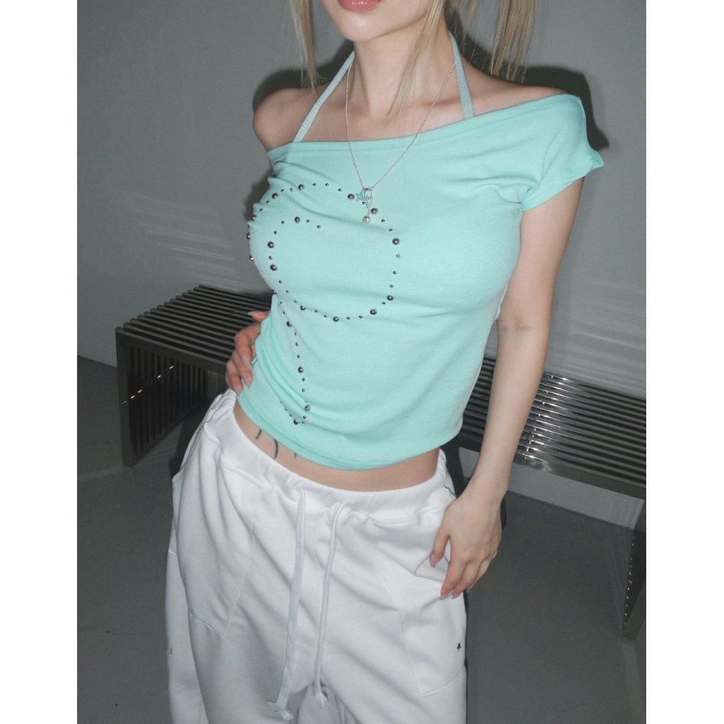tw-11134207-820l8-mqoit8r2q9e35d